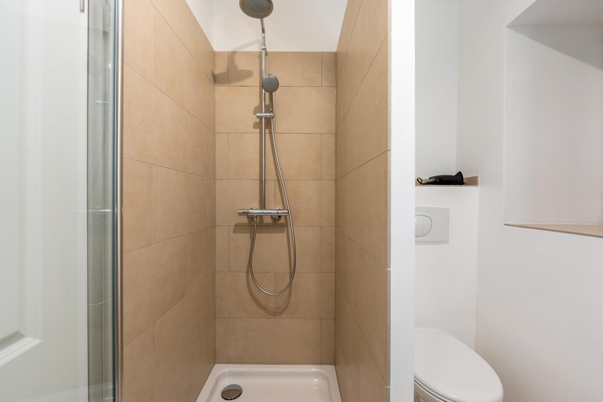 Suite & Apart Berlín Pokoj fotografie